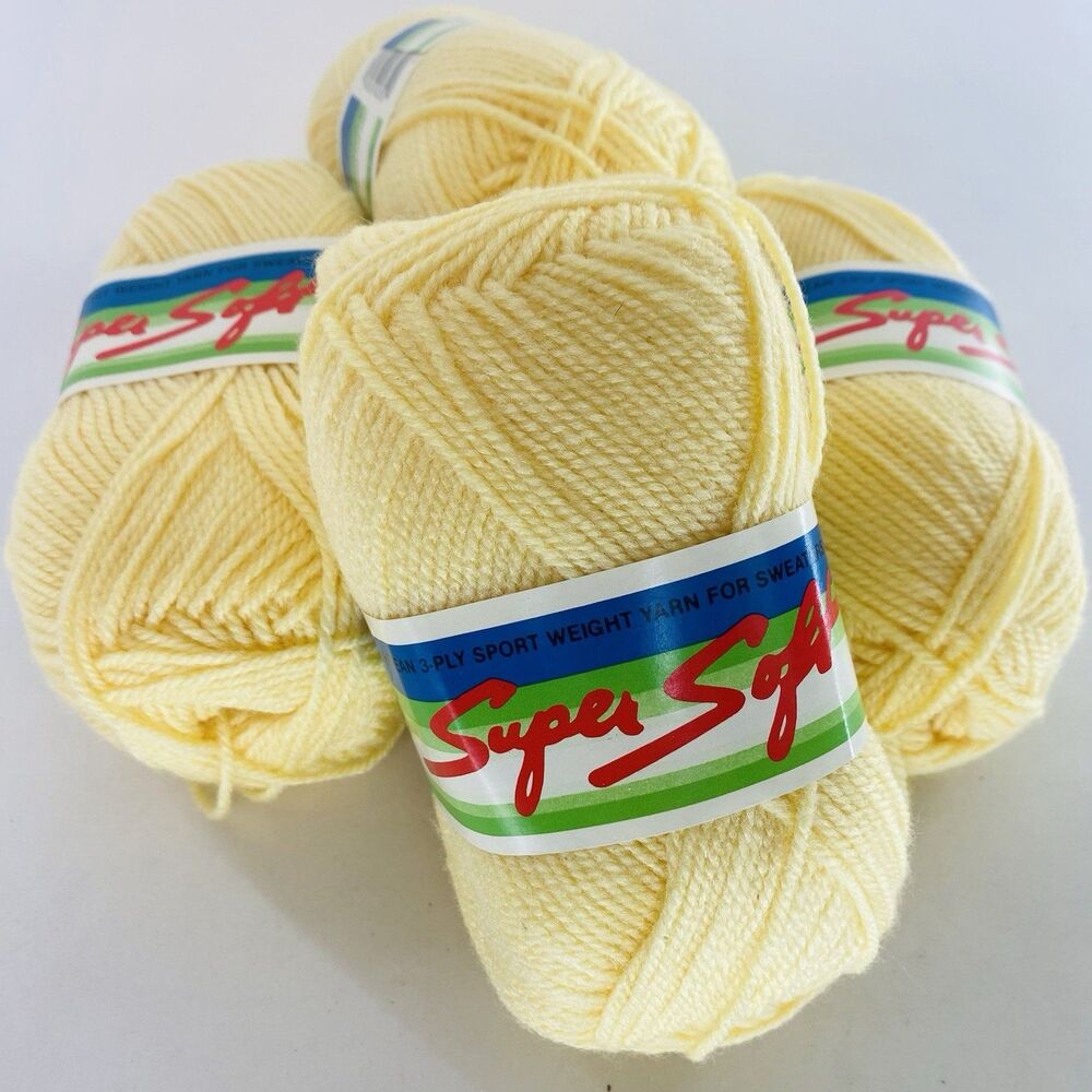 Vintage Yellow Super Soft 3 Yarn Lot  4 Skeins Lana Moro Softest European 3 ply